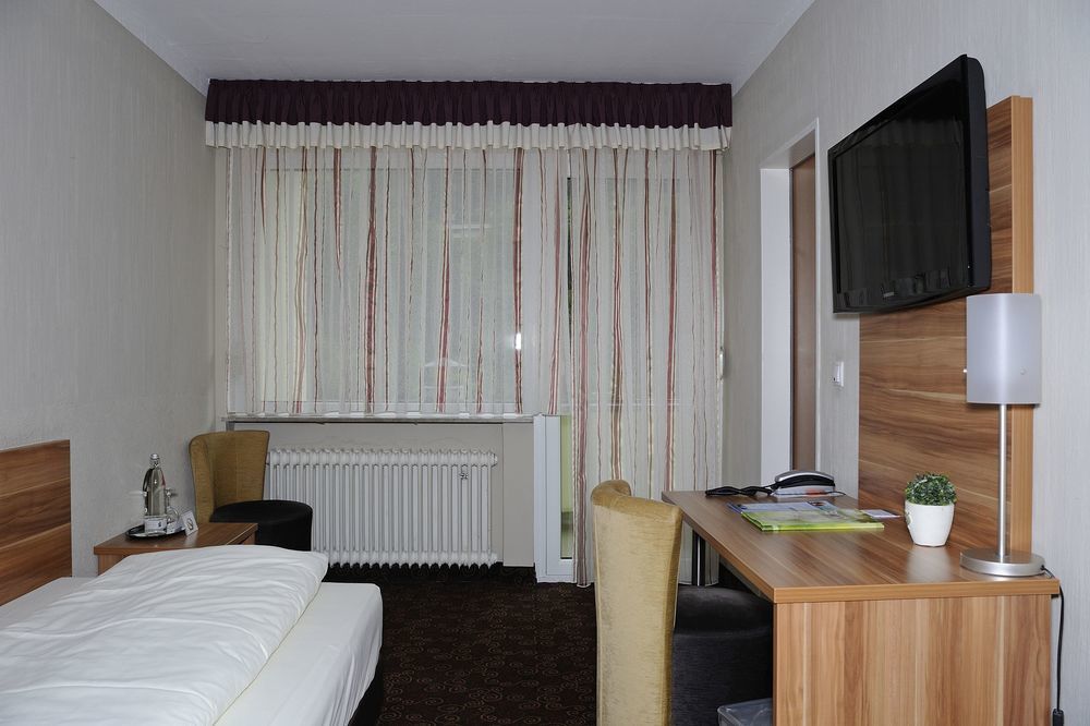 Hotel Schlangenbader Hof Экстерьер фото
