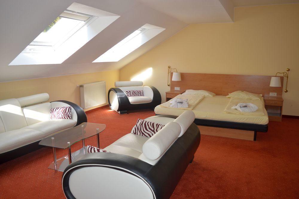 Hotel Schlangenbader Hof Экстерьер фото